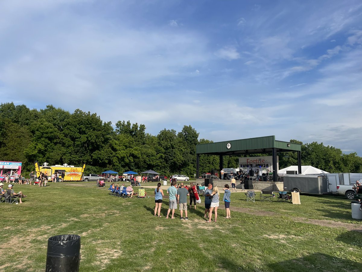 DanShaulMO's tweet photo. #TeamShaul is at @CityofFestus Firecracker Festival all weekend long. Come by and say hello! #moleg #FestusMO #JeffcoMO https://t.co/LAJ9GYusFg