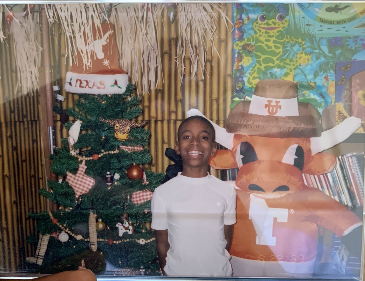 Cory_Mose's tweet photo. 🚨LIFE UPDATE🚨

I didn’t get in to Texas but now I get to cover them 😅🤷🏾‍♂️ #HookEm

I’ll be joining the sports team at @KVUE in Austin starting July 5th! 🤘🏾 https://t.co/0VhlkAdJRd