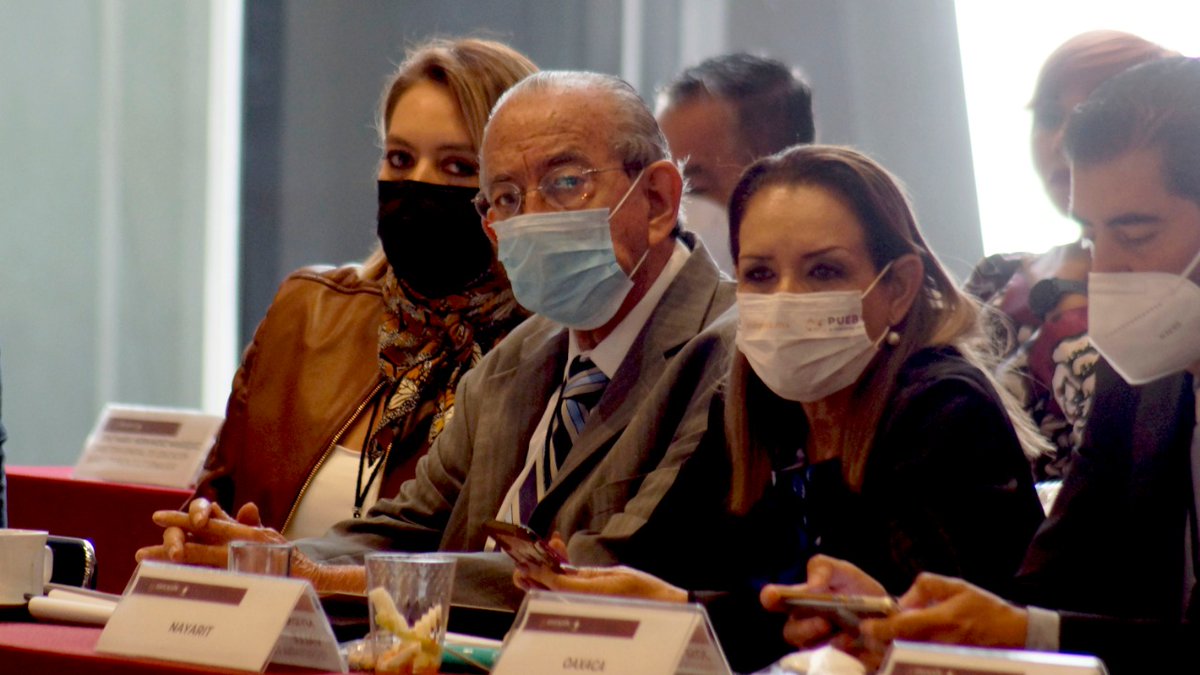 GobiernoMorelos's tweet photo. Autoridades educativas de Morelos asisten a la reunión plenaria de la CONAEDU

•El ciclo escolar 2022-2023 será bajo la modalidad presencial brindando condiciones de seguridad sanitaria necesarias
https://t.co/LTzueCqRLx https://t.co/0govYUvR1d