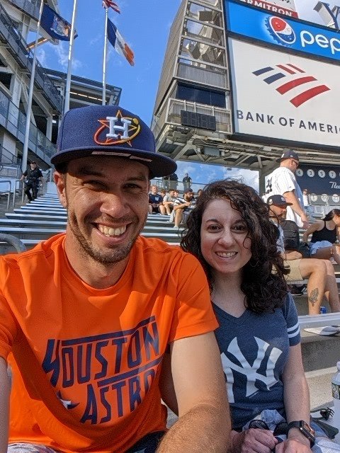 DunkFisher88's tweet photo. @ATTSportsNetSW  watching the Astros vs Yanks with the enemy @kboz15 https://t.co/DshzRETOWW