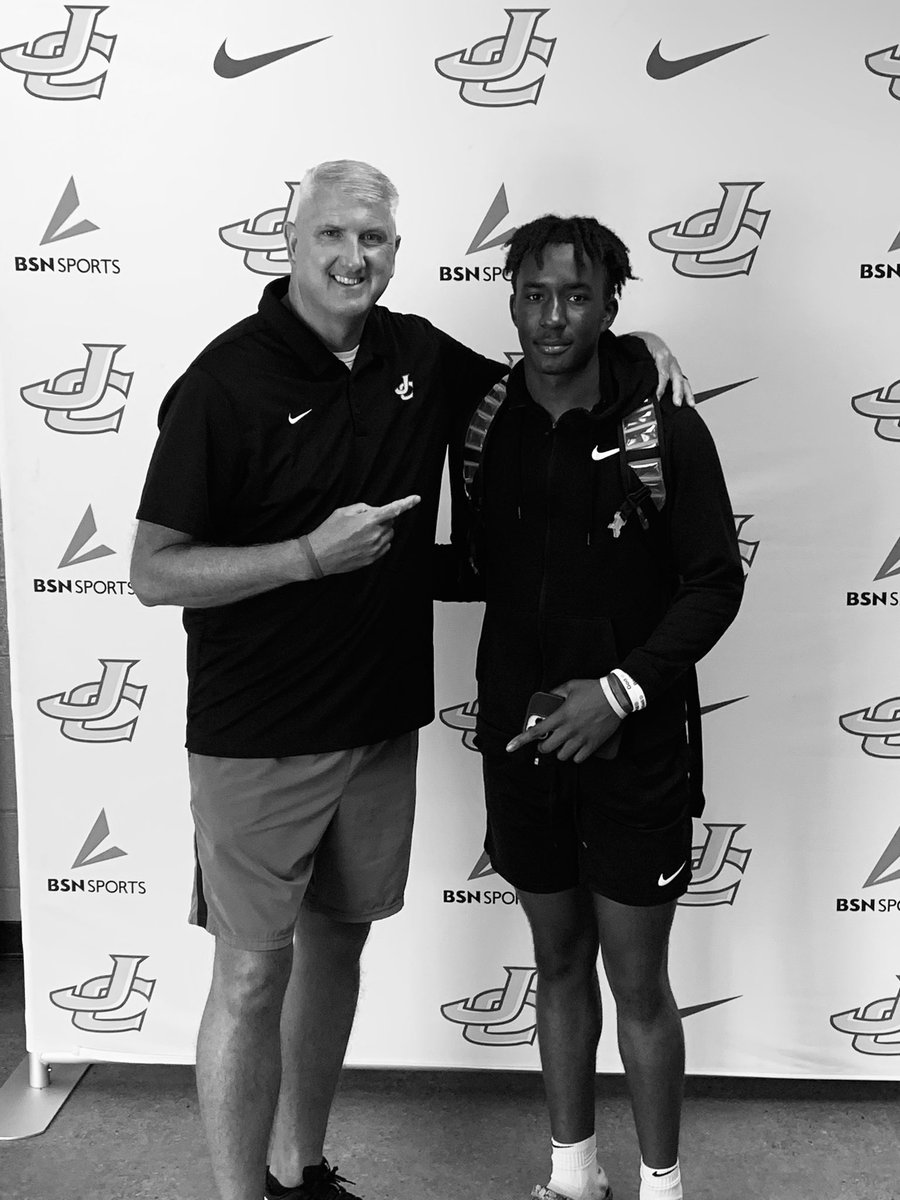 Had a great day at <a href="/JC_BobcatsMBK/">Jones Men’s Basketball</a> camp today. Thank you <a href="/coachmealer/">Newton Mealer 🏀</a> for the invite.