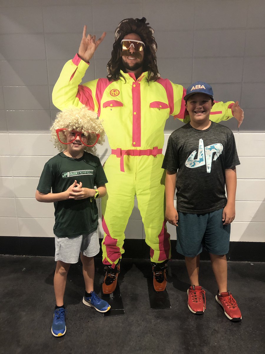 bb10s's tweet image. #DudePerfectTour Ned and Jerry together? @DudePerfect