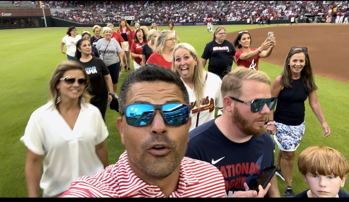 jordaneasley's tweet photo. Having a blast at the Braves game tonight! The @firstcleveland Choir was kind enough to let us join them tonight for the singing of the National Anthem. It was fun being on the field with so many friends &amp; also pretty cool watching #Freddy get his World Series ring! #gobraves https://t.co/CH41H0VDWl