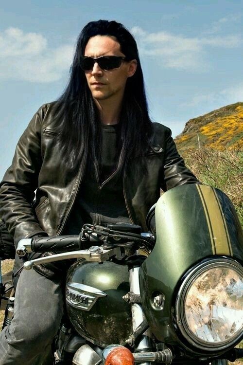 SerratedRage's tweet photo. "Sexy Motherfucker" by Prince blaring on the radio because... https://t.co/fTNRMiQtwu