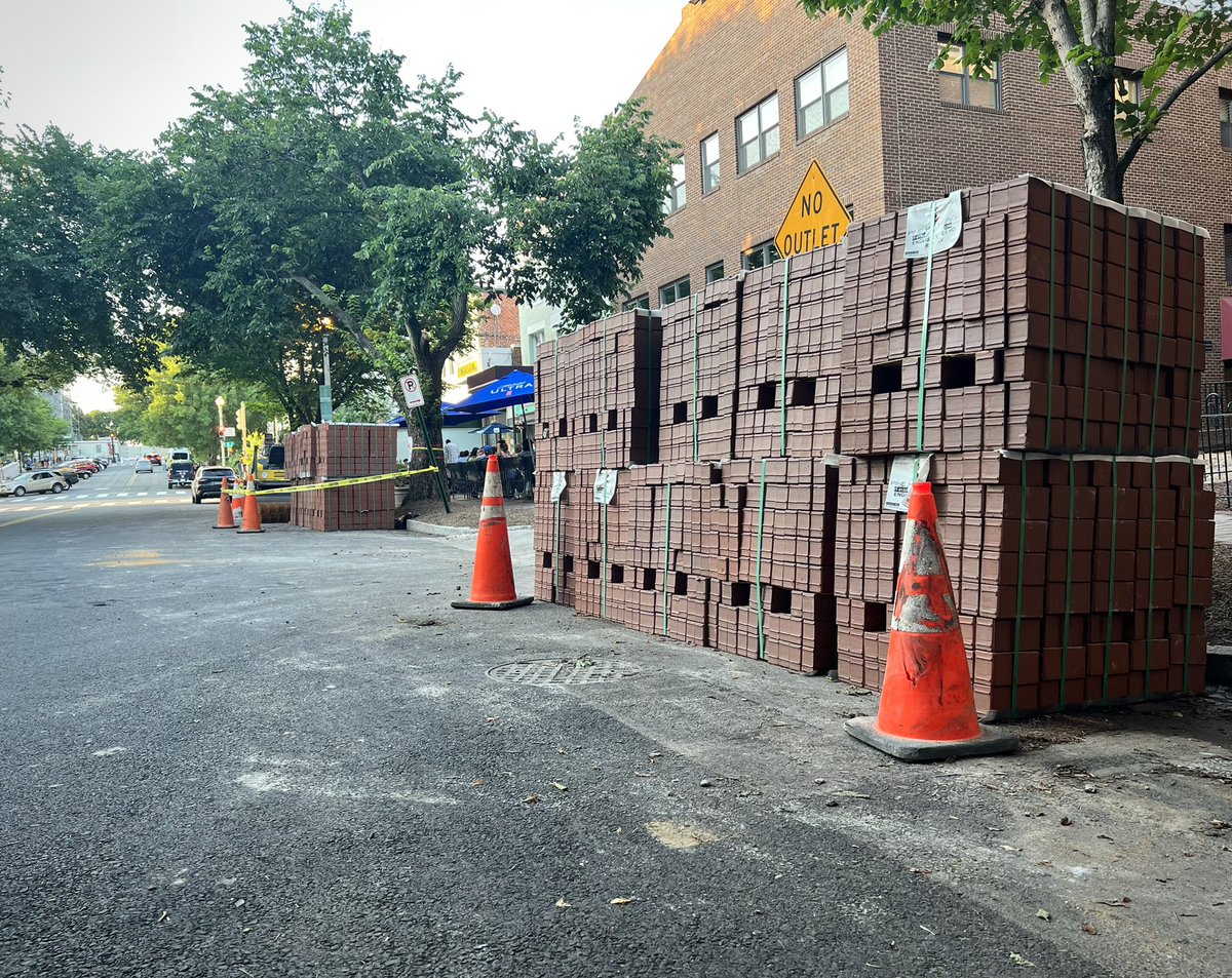 .<a href="/CapitolPolice/">The U.S. Capitol Police</a> why are there 20 pallets of bricks one block from the House Office Buildings?