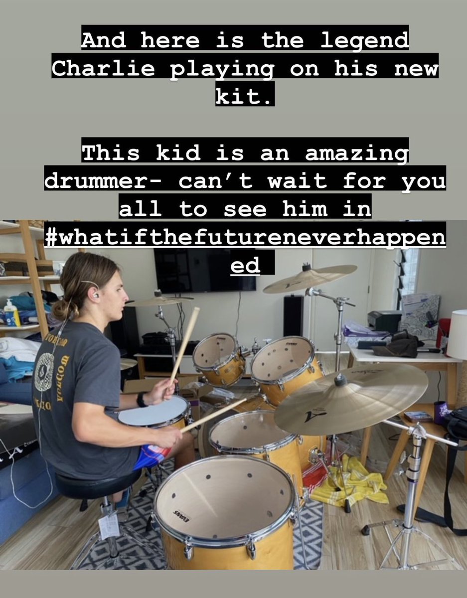 teamoperacrap's tweet photo. Dan is always bringing us joy in his music, but take a look at the joy he brought this kiddo. A new drum set! 

Hi fives to the sweetest man ever! @DanielJohnsHQ https://t.co/vBF4uplYKn
