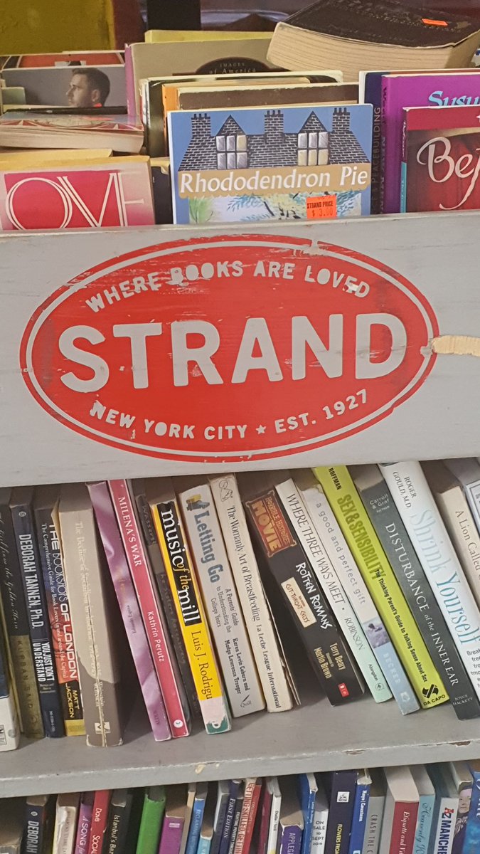 apostrophepress's tweet photo. #TheStrandBookStore https://t.co/uNOTLtzeQT