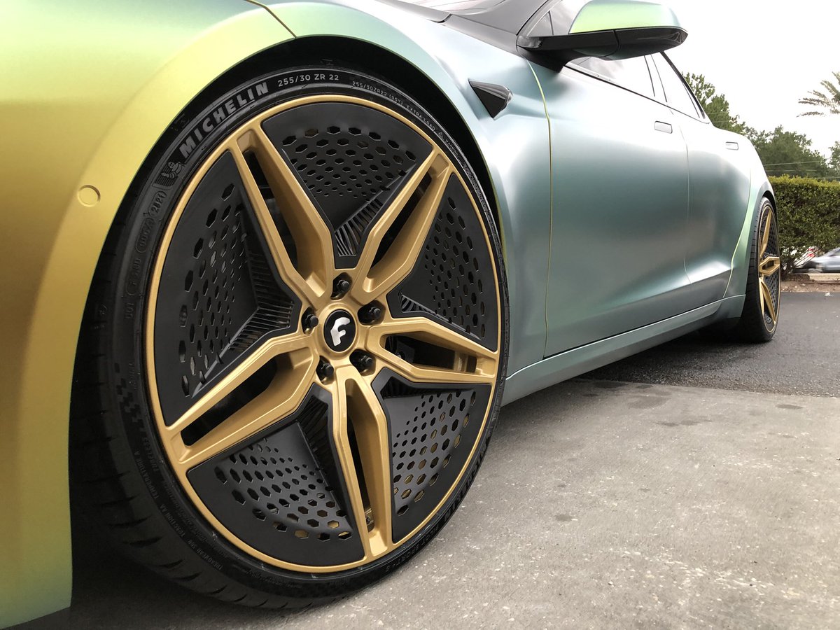 W_McScrubbin's tweet photo. @elonmusk I thought you might like this Tesla we did today. Thanks for making cool stuff! https://t.co/sP1LPMcM9Q