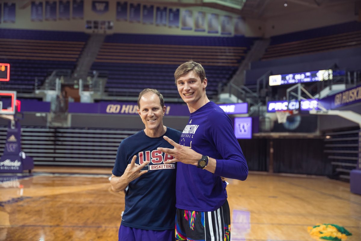 Great week of Skills Camp! Looking forward to our first Day Camp of the summer on Monday.

mikehopkinsbasketballcamps.com