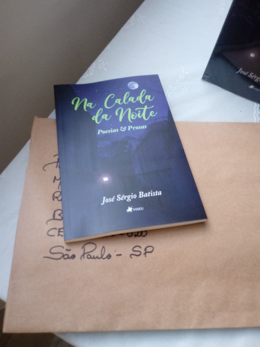 josesergio9b's tweet photo. Exemplares autografados de "Na calada da noite: poesias e prosas" para leitores em Rio de Contas, Bahia e São Paulo, Capital.
#bahia #contos #crônicas #editoraviseu #literatura #nacaladadanoite #poesias #poetas #prosas #riodecontas #sãopaulo #sãopaulocapital #josesergiobatista https://t.co/N3m3kFWFCL