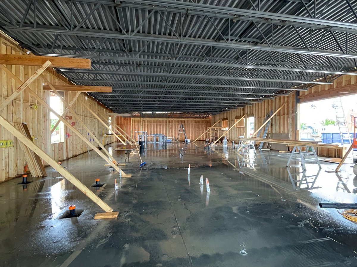 In a few short month’s we will be adding a NEW addition to our McDonald’s family and We couldn’t be anymore excited!!! 🍔🍟
📍Olds, Alberta 

#McDonalds #mcdonaldscanada #newrestaurant #oldsalberta
