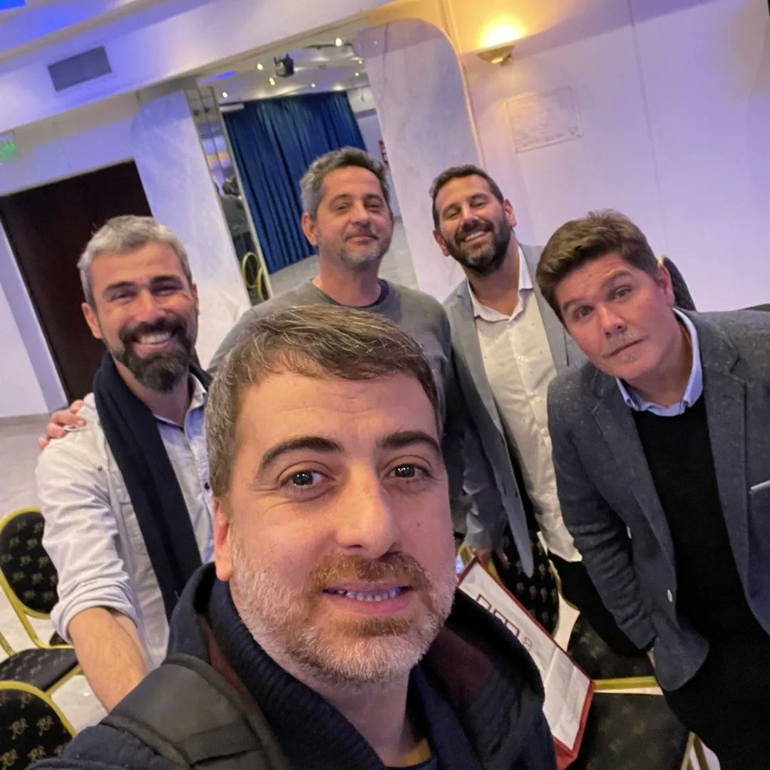 Que cambiadas están las reuniones científicas en la pospandemia 😂... 
instagram.com/p/CfNUxIyD7md/…

#Deporte #Salud #SanidadDeportiva