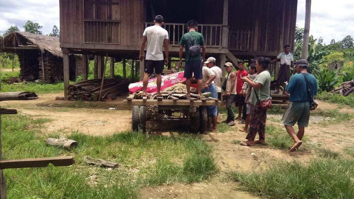 BryanOC55893120's tweet photo. Tw // Death,
SAC troops raided and burnt down the residential properties in Yanlinphine village, Tamu tsp, Sagaing division on June 23. They killed 3 local residents including one from Khunnanmon village. #2022Jun25Coup #WhatsHappeningInMyanmar https://t.co/OMgRKEiCuf