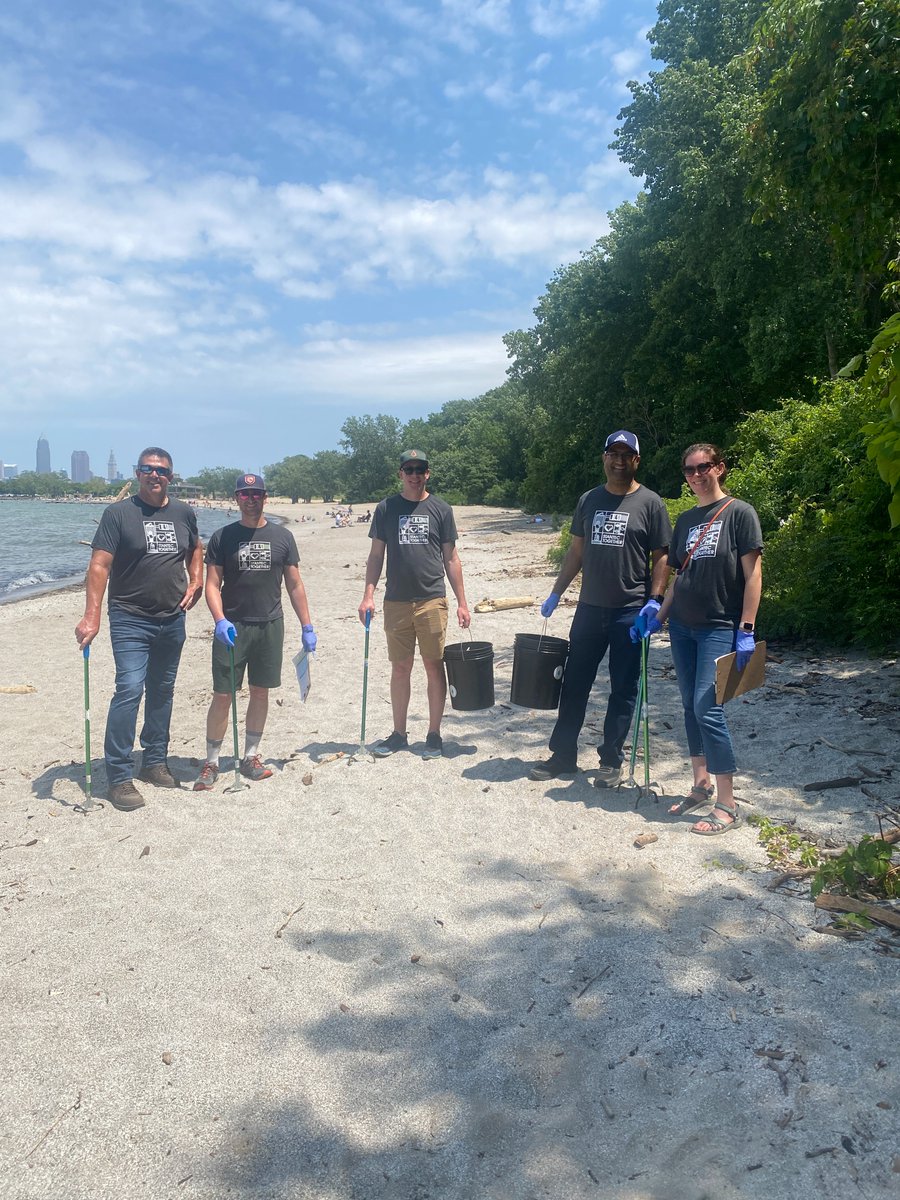 Krishna_H2O's tweet photo. At @Stantec we always have our communities in mind. #Cleveland @Stantec employees had an amazing time on Wednesday June 22 volunteering with @DrinkLocalTap for our company wide Stantec in the Community Week. 1/2 
#StantecTogether #BetterTogether #Community #StantecCLE #SITC https://t.co/a6b9cSEvUP