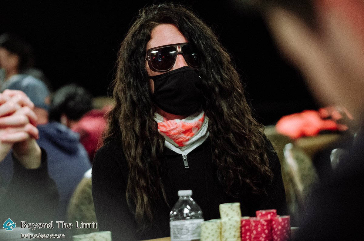 BTLPoker's tweet photo. Event #49: $2,000 No-Limit Hold'em : Rosalie Petit est actuellement 3ème au chipcount à 243 left dans le tournoi, le prochain sortant remportera 3505$

#BeyondTheLimit #generalpokermanagement #wsop2022 #wsop #lasvegas https://t.co/n7sAvzNoeD