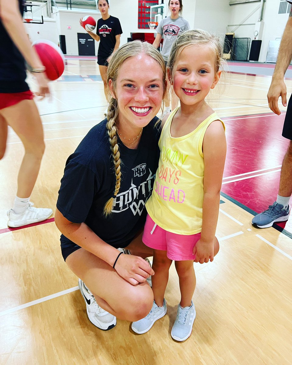 KHeward2's tweet photo. Annie and her idol @MMccaughn ❤️ She loved getting to do basketball camp with the “big girls”. Maybe someday (with loooooooots of practice 🤣) she’ll get to put on the Red Raider uniform, too! Thanks @HuntleyGBB for making Annie’s first basketball experience such a fun one! 🏀 https://t.co/ryPGcDJrjd