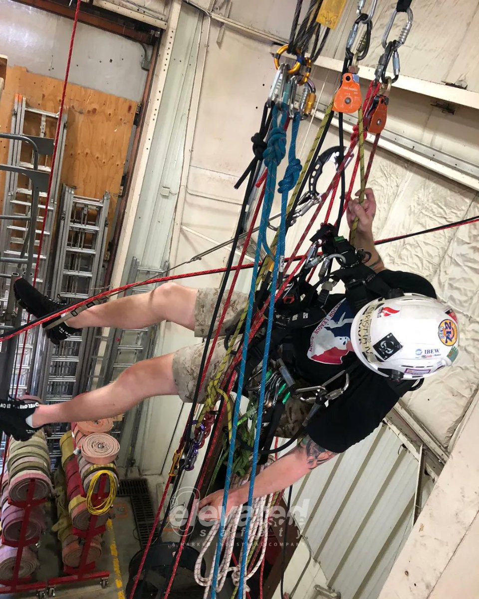 elevatedsafety's tweet photo. Everyone passed their SPRAT eval today in Illinois!
Congrats to those that attended from the San Diego Fire Dept, IRISNDT, WSP Engineering, Walker Consultants and the Arlington Heights Fire Department.
#ropeaccess #sprat #sprateval #spratcertified https://t.co/bo4x6FILs7