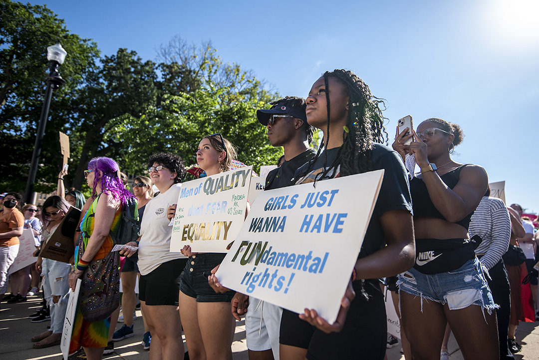 Protesters gathered at the Wisconsin state capitol in response to the Supreme Court's decision to overturn #RoeVWade. The state's 173-year-old abortion ban makes the procedure illegal unless deemed medically necessary to save the patient's life. <a href="/WPR/">WPR</a>