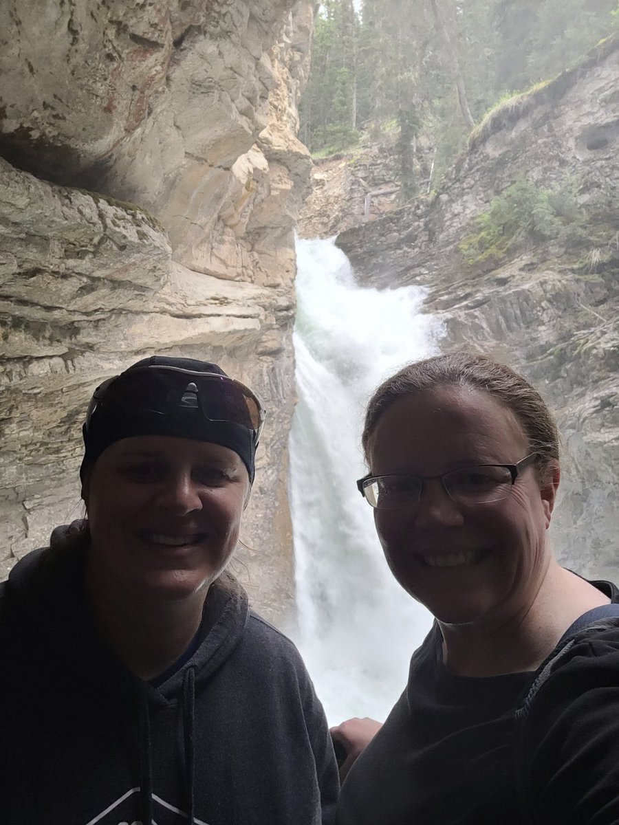 Sarah Wig tweet media