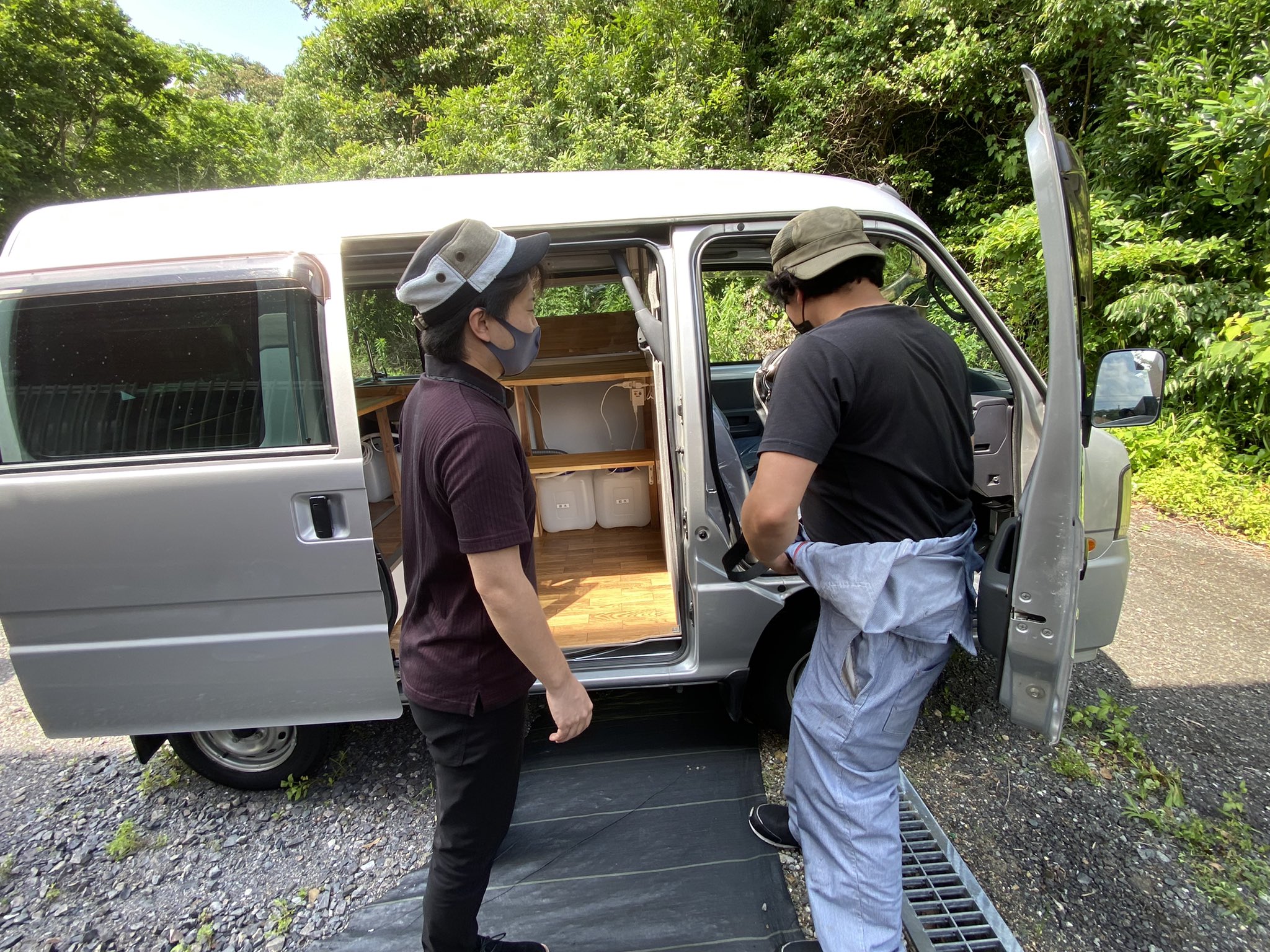 三重県志摩市のエーデルカフェさんでも、ヨンシンさんのトレーラーやキッチンカーを取り扱って頂ける件