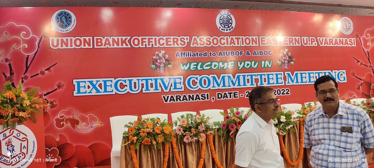 UBOAEasternUP's tweet photo. 1st #ExecutiveCommitteeMeeting of term 2022-25 of #UnionBankOfficersAssociationEasternUPVaranasi is going on.
Warm Welcome to All Executive Members!🙏
@aiubof @aiboc_in @officialAIBOC @UFBUIndia @dc400049 @Sarojku33424599 @Kaushle42932244 
#OfficersUnityZindabad #AIBOCZindabad https://t.co/0PQ8Q7rkFH