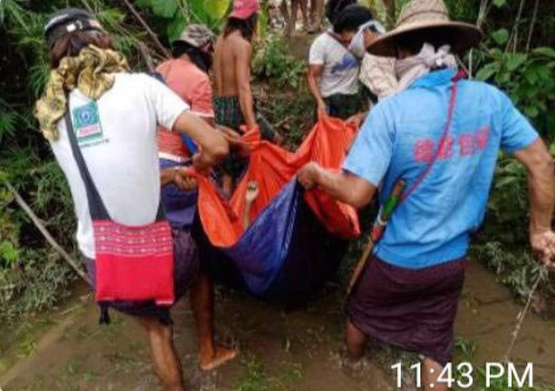 HazelybK's tweet photo. SAC troops abducted 4 youths as guides and the killed in Kanbalu tsp, Sagaing division. They shelled artilleries in a village of Belin state, resulting in death of a teacher and her one yr child. #2022Jun25Coup #WarCrimesOfJunta #WhatsHappeningInMyanmar https://t.co/1YmYknPhSZ