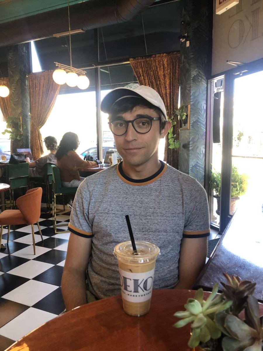 TheSoundByte's tweet photo. When your girlfriend tells you she wants to be a frog for the 5th time that day https://t.co/kYDwN2coJj