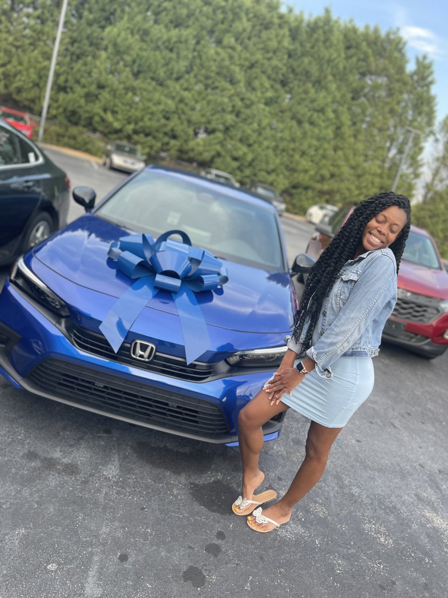 misstrussME's tweet photo. Every storm ends with a rainbow 🌈.
From a totaled car to a brand new, zero miles 2022 Honda Civic Sport. https://t.co/wNANPcBR9Y