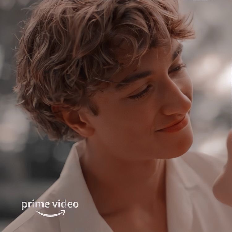 HiddlesStans's tweet photo. The way I’ve Always been falling for Jeremiah-s. #JEREMIAHFISHER #TheSummerITurnedPretty https://t.co/BmKNUoxuqO