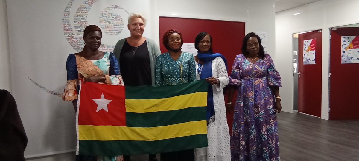 fct228's tweet photo. Le MFPF reçoit le Bureau du REFELA-Togo
@YawaKouigan
La deuxième étape de la mission de la Faitière des Communes du Togo a conduit le Bureau du REFELA TOGO au Mouvement français du planning familial (MFPF).
plus d'infos ⤵️⤵️⤵️
https://t.co/6SfurrTqxj
#MFPF
#REFELA
#FCT https://t.co/v5nx5R0t2J