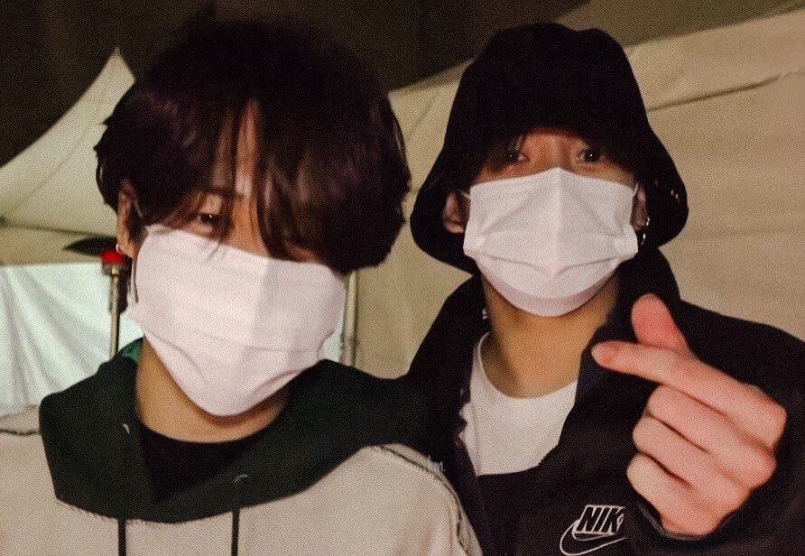 jikookalbum's tweet photo. this jimin and jungkook . https://t.co/i731tekBdB