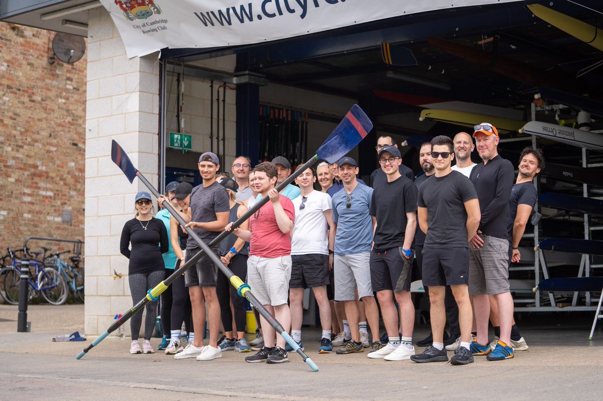 ReakesSarah's tweet image. The @KISStalk team went rowing - such a joy to see and hear how much everyone enjoyed it. Thanks to @RowingCambridge for an amazing experience #Cambridge #rowing #agencylife