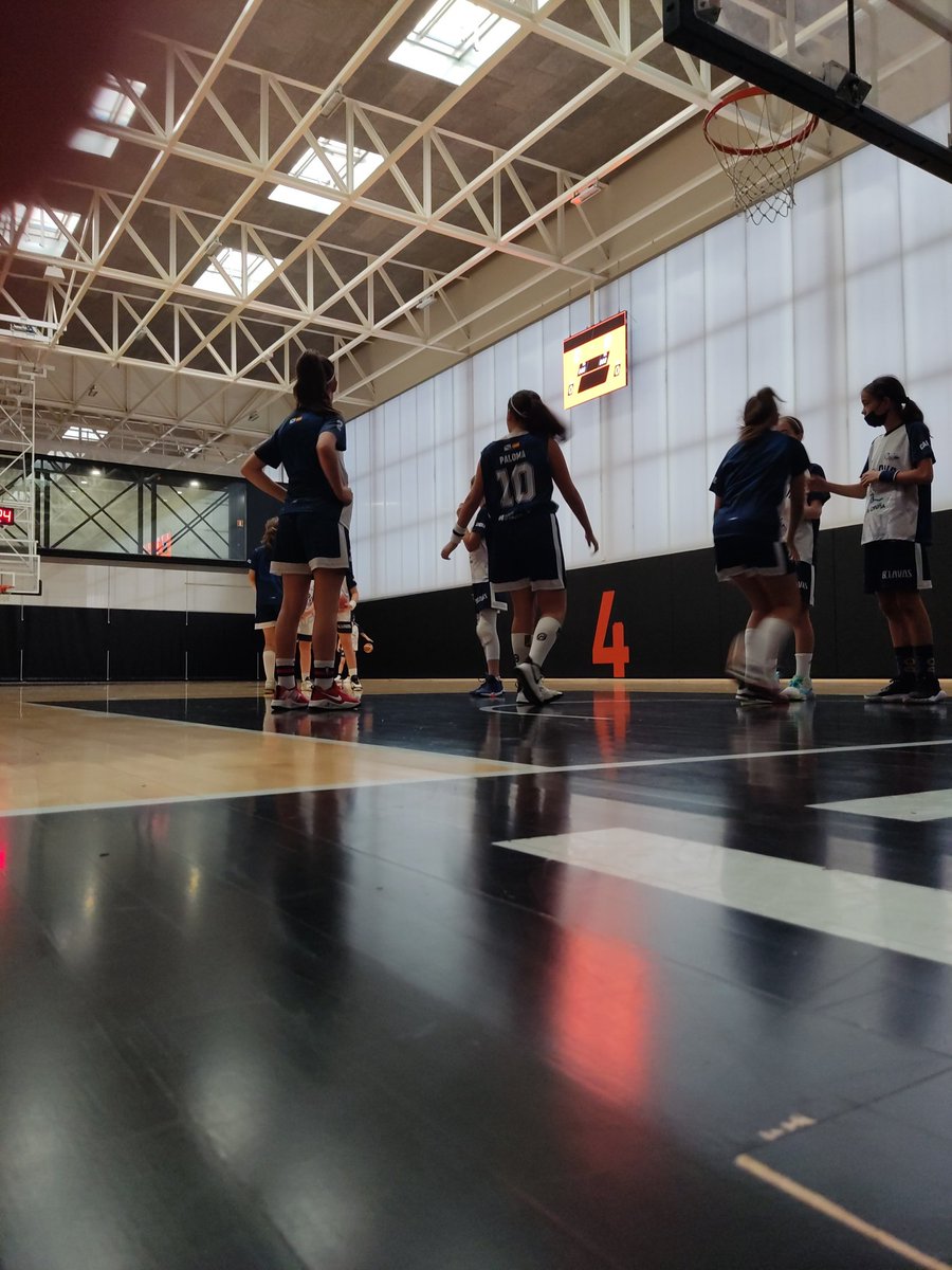 Preparadas para el 2o día en la Copa de España en la <a href="/LAlqueriaVBC/">L'Alqueria del Basket</a> .

Hoy empezamos a las 9:00🆚 <a href="/valenciabasket/">Valencia Basket Club</a> 

#GoBLues 🔥🏀 <a href="/coruna_deportes/">A Coruña Deportes</a> <a href="/CorunaTurismo/">Turismo de A Coruña - Visit Coruna</a> <a href="/mhlsports/">MHL Sports</a> <a href="/EsclavasAC/">Esclavas A Coruña - Feducaci</a>