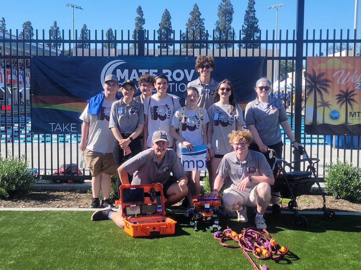 Gardner_DBEXCEL's tweet photo. The #RMateys had a great two runs today! They finished strong with a PR on their last run! #watergame #WeAreDBE @KCS_DBEXCEL @matecenter @AppHighlands https://t.co/VVuhQ62cFA