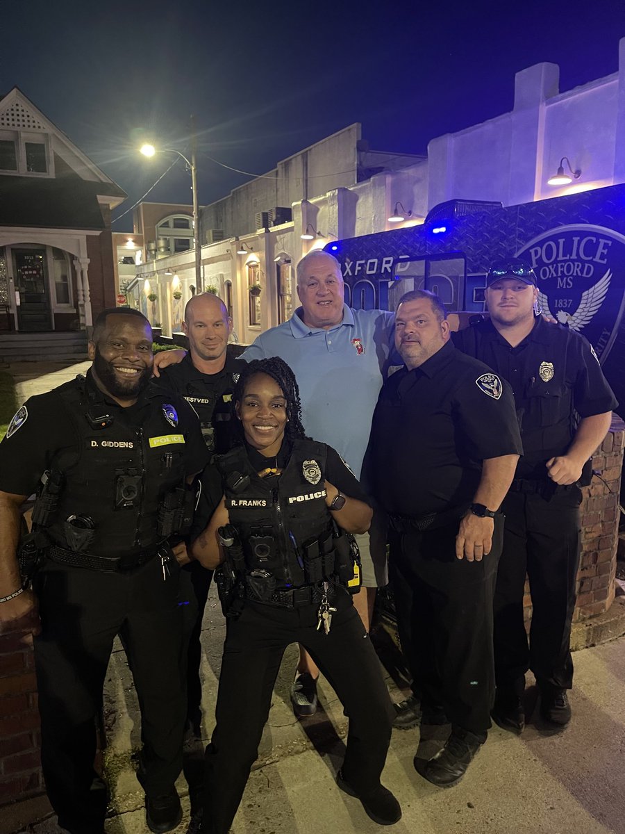 Larry Brown (@larry102462) on Twitter photo Thank you for keeping my family safe. You guys/gals rock! <a href="/OxfordPolice/">Oxford Police Dept</a> Best. LB Thank you for keeping my family safe. You guys/gals rock! <a href="/OxfordPolice/">Oxford Police Dept</a> Best. LB