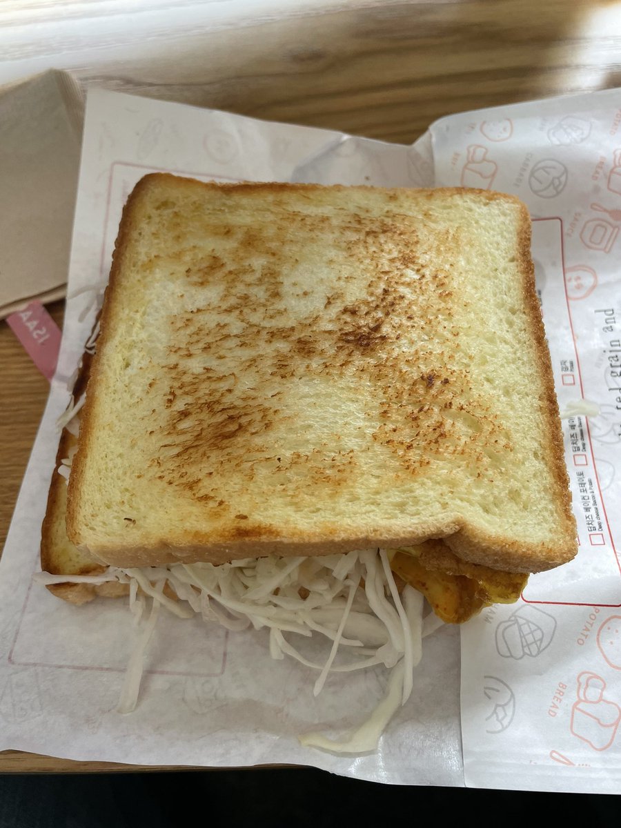 Good morning from Myeongdong South Korea 🇰🇷 #SouthKorea #myeongdong #Korean