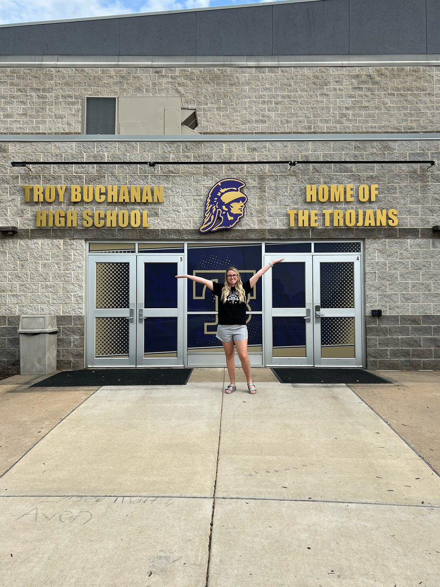 kirsten_watts25's tweet photo. You can say "goodbye, " and you can say "hello"
But you'll always find your way back home!! Trojan Alumni reporting to duty!! Girls Basketball and TBHS special education @Linc_R3 #signingsunday https://t.co/EUL23zdKnH