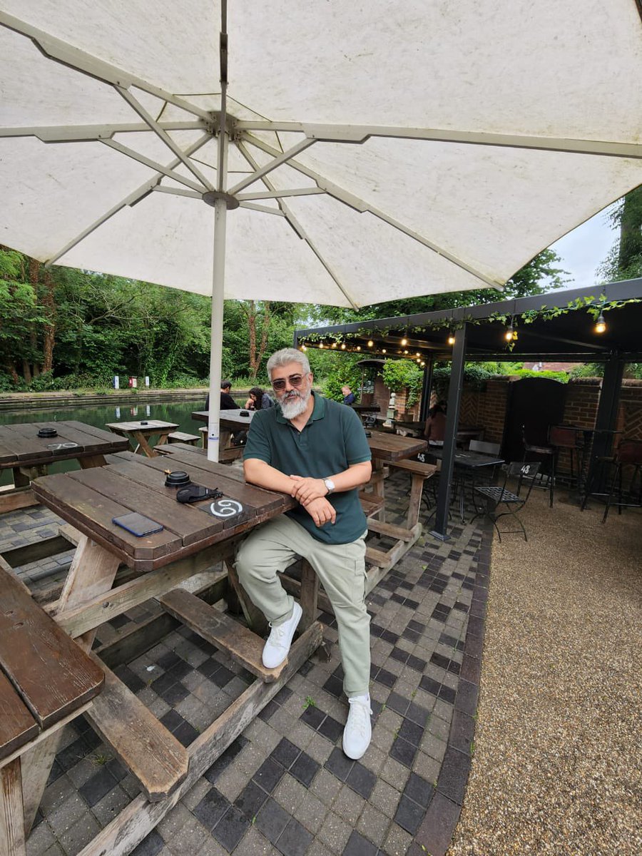 Surya8549533's tweet image. Day starts with uber cool 😎 pics of #AK61 #Ajithkumar𓃵 #AjithKumarMotorCycleDiaries #AjithKumarTrip #AjithKumarDiaries