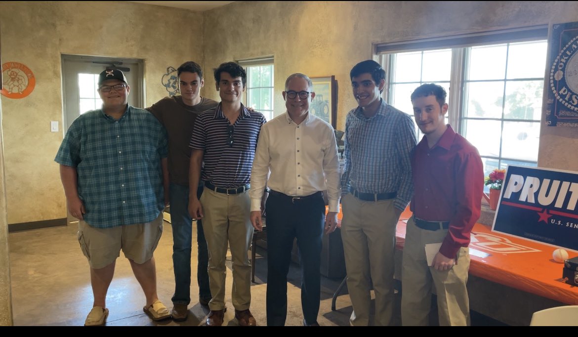 ScottPruitt_OK's tweet photo. Great week visiting with folks from @GOPayne, @okstatechamber and #HCRWC. Thank you for hosting me! I’d be honored to have your vote on Tuesday. #OK22 #OKSen #republican #Election2022 https://t.co/NhCptRZ1TF