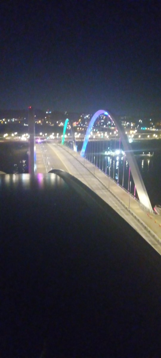 Just got off the live stream... still on this bridge. 

I'll go down soon but the struggle goes on for many women and is beginning today for millions and millions more.

Rise Up For Abortion Rights!