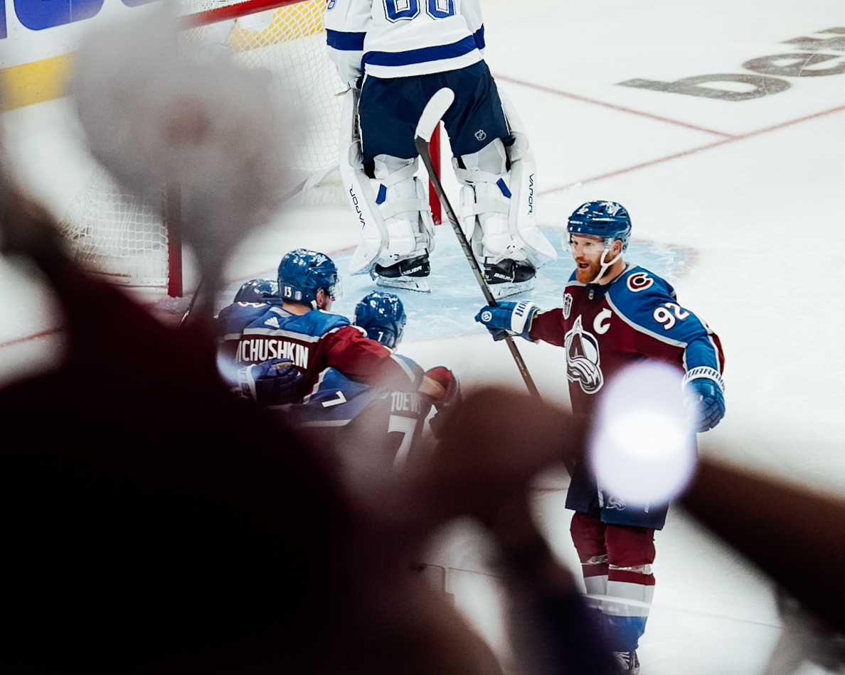 THE EXCITEMENT LEVEL IS WAAAAY UP. 🙌 #StanleyCup 

🇺🇸: ABC, <a href="/ESPNPlus/">ESPN+</a> ➡️ spr.ly/6016ziJaY
🇨🇦: <a href="/Sportsnet/">Sportsnet</a> ➡️ spr.ly/6017ziJal