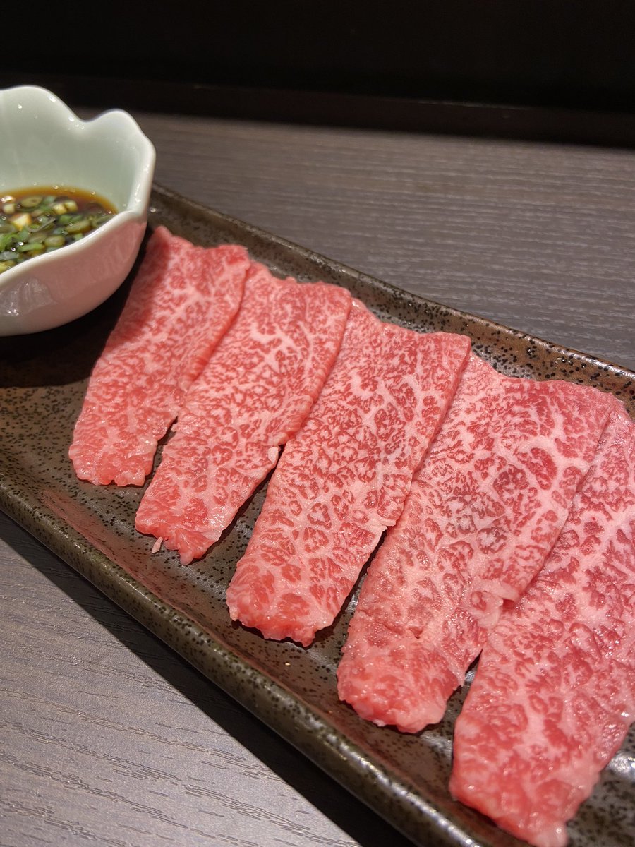And829raw's tweet photo. 元気の源は肉だ🍖肉だ🥓肉だ🥩
本日も元気よく営業してます。

是非、ご来店お待ちしております。

焼肉あんど　~鷺ノ宮~
03-6383-0232
#中野区
#焼肉あんど
#東京グルメ
#肉テロ
#鷺ノ宮
#西武新宿線 https://t.co/8wP97LNzaW