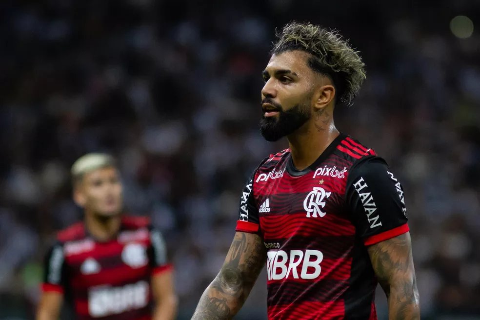 geglobo's tweet photo. Atlético-MG pede que STJD puna Gabigol, do Flamengo, por frase em que atacante cita "inferno"

Procurador dá três dias para que jogador se manifeste. Galo entende que houve incitação à violência

▶️ https://t.co/57W8Pv9o2w https://t.co/3kJbBQnVii