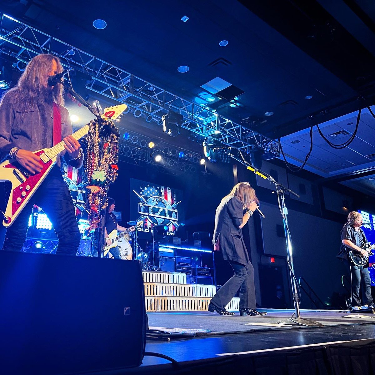 ticasino's tweet photo. The Island was rocking with a fantastic show by @TeslaBand and a great crowd! Thank you for joining us! 🎸 https://t.co/gBonBPCYtG