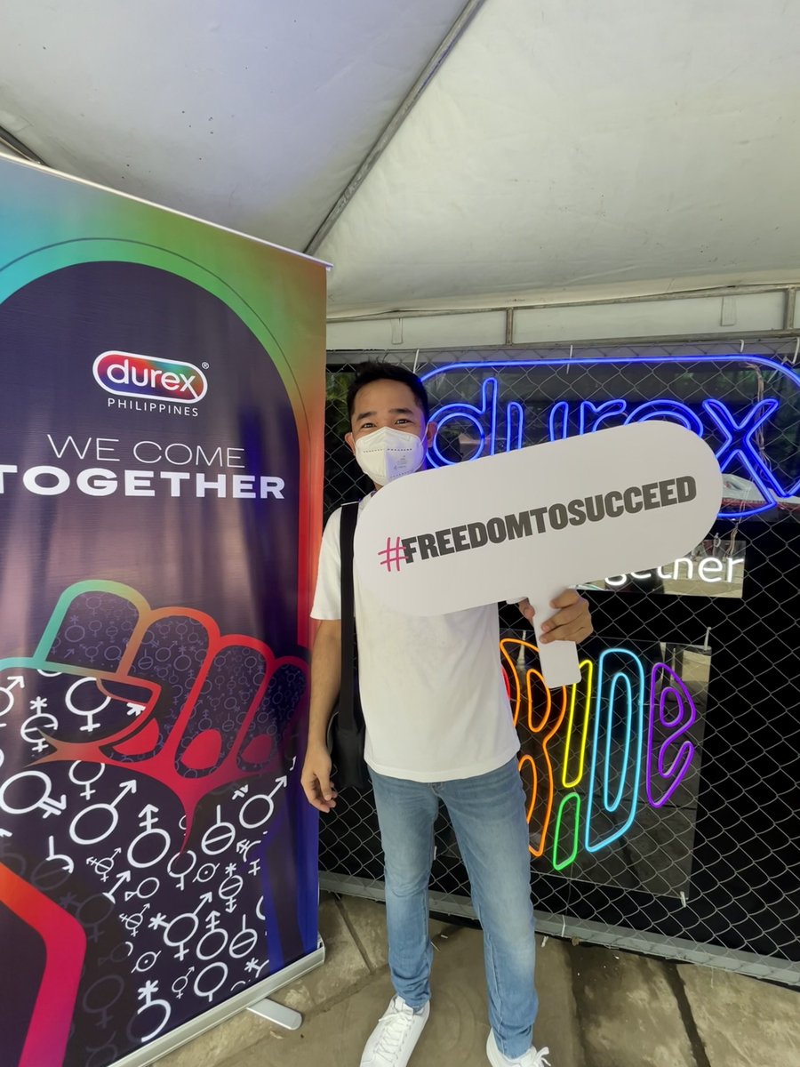 iammarkgarcia_'s tweet photo. #WeComeTogether to fight for equality. @durex_ph for the protection of the LGBTQIAP+ community. #HSCPRIDE2022 #Pride2022  #PRIDE https://t.co/kCms4wSrC2