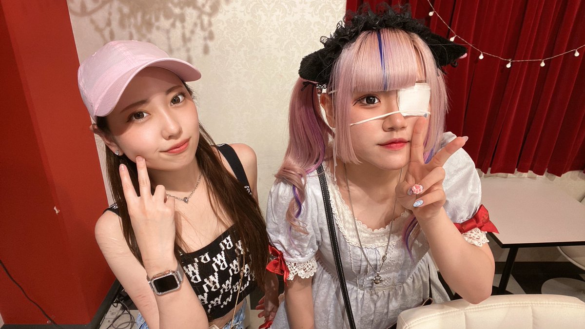 Ali_Laby_akb's tweet photo. 6月24日

オープンしました！

#AliceinLabyrinth #アリラビ #ありらび #秋葉原 #アキバ #コンカフェ #コンセプトカフェ #りな #みる https://t.co/yRar5MVvkv