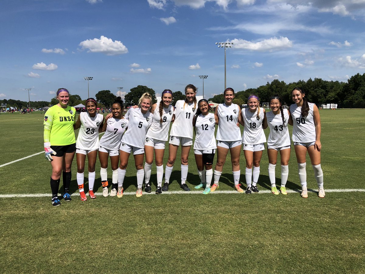 DKSC05gWeirFDL's tweet photo. Amazing 6-0 Win @ 1st Regional game‼️ Let’s do it again tomorrow!Goals 
2️⃣ @ Lillian E
1️⃣ @avalittlesoccer 
1️⃣ @ Grace E
1️⃣ @ Ailyn O
1️⃣ @emmamortonn_ 
Assists:
2️⃣ @ Caroline M @emmamortonn_ 
@PruittSoccer_7 @ Sophie
@addyjaye19💪🏽for shut-out!
#ROADtoFl @usyscups @DKSC_official https://t.co/hhVvc4jfD6