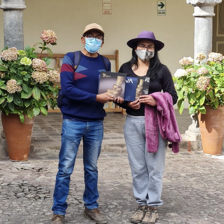 fundacionbbvape's tweet photo. ☀ Feliz #IntiRaymi | Cusco está de fiesta y el #Mapcusco se suma a la celebración.
🎉 Felicitaciones a nuestros visitantes de Brasil, Perú y Francia quienes ganaron un libro #MAPCusco.
#MAPCusco #SorteoCusco #FiestaDelSol https://t.co/TWbqP8KKYf