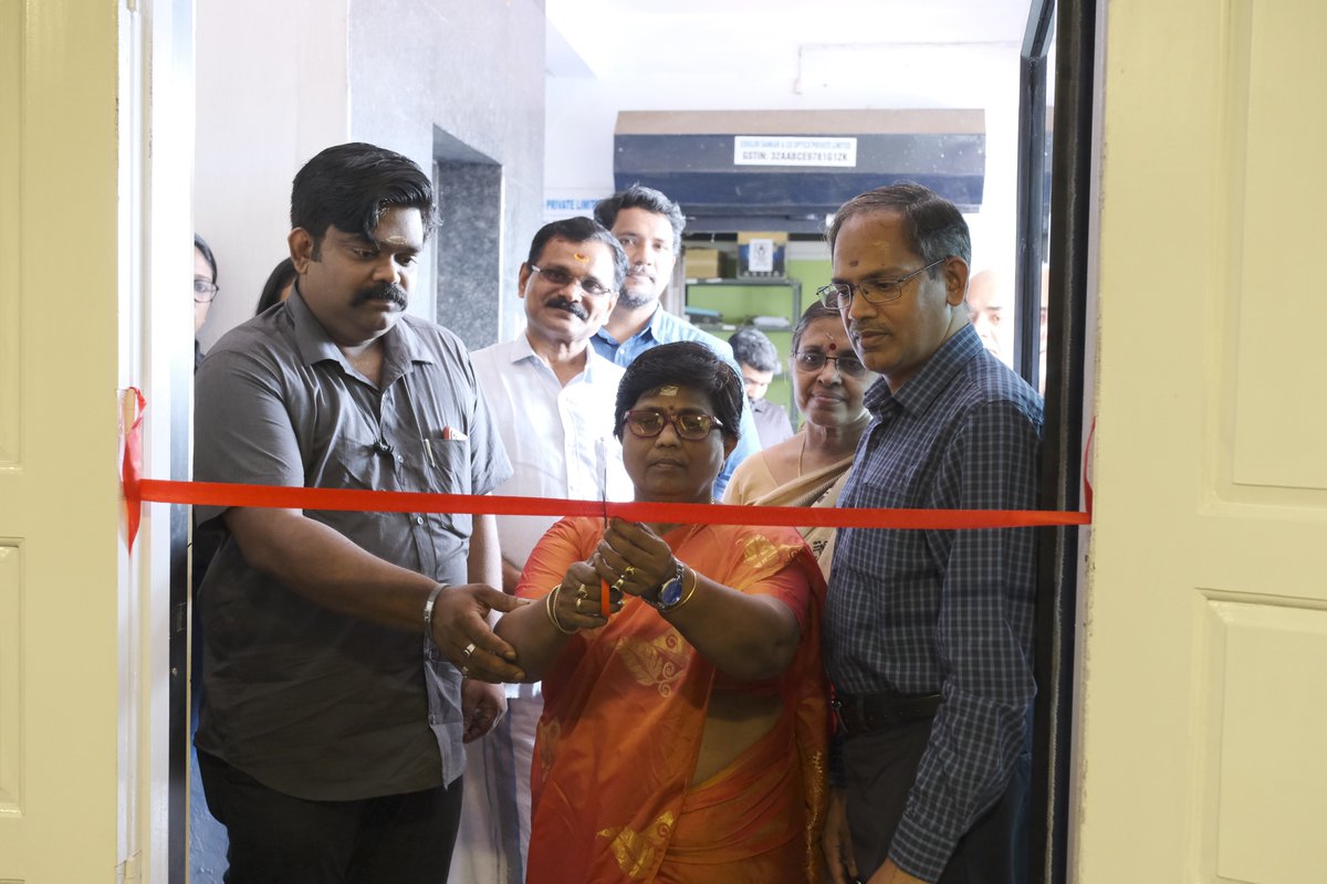 ExcellenceTrai6's tweet photo. ഏവിയേഷൻ കോഴ്സിന്റെ പുത്തൻ സാദ്ധ്യതകളുമായി എക്സെലൻസ് കോളേജ് തൃശ്ശൂരിൽ പ്രവർത്തനം ആരംഭിച്ചു
.
.
.
.
Excellence Group of Companies, St.Thomas College Road, Thrissur-680001

#aviation #aviationphotography #airplane #pilot #instagramaviation #airport #travel #aviationphoto #pilotlife https://t.co/6PdIC57Gng