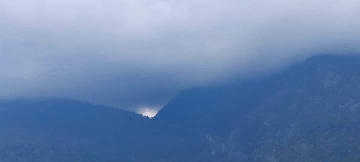 shubhamtorres09's tweet photo. #Nepal #Rainfall last 24hrs
#Jumleti #Pokhara 226mm
#Archale 222mm
#Baldyanggadi 220mm
#Arghakhanchi 143mm
#Pokhara 111mm
#Koilabas 108mm
#Bardaghat 96mm
Parts of #Bageshwar & #Pithoragarh too recieved #Thunderstorms overnight.Currently storms peeking into #Champawat from Nepal https://t.co/Vh4KjZij0c